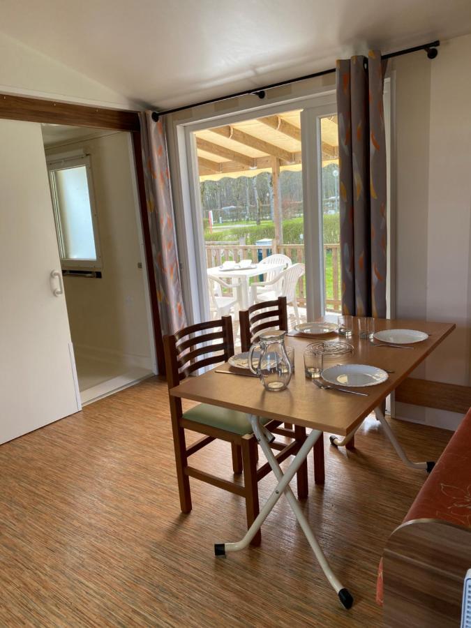 Camping De Contrexéville מראה חיצוני תמונה