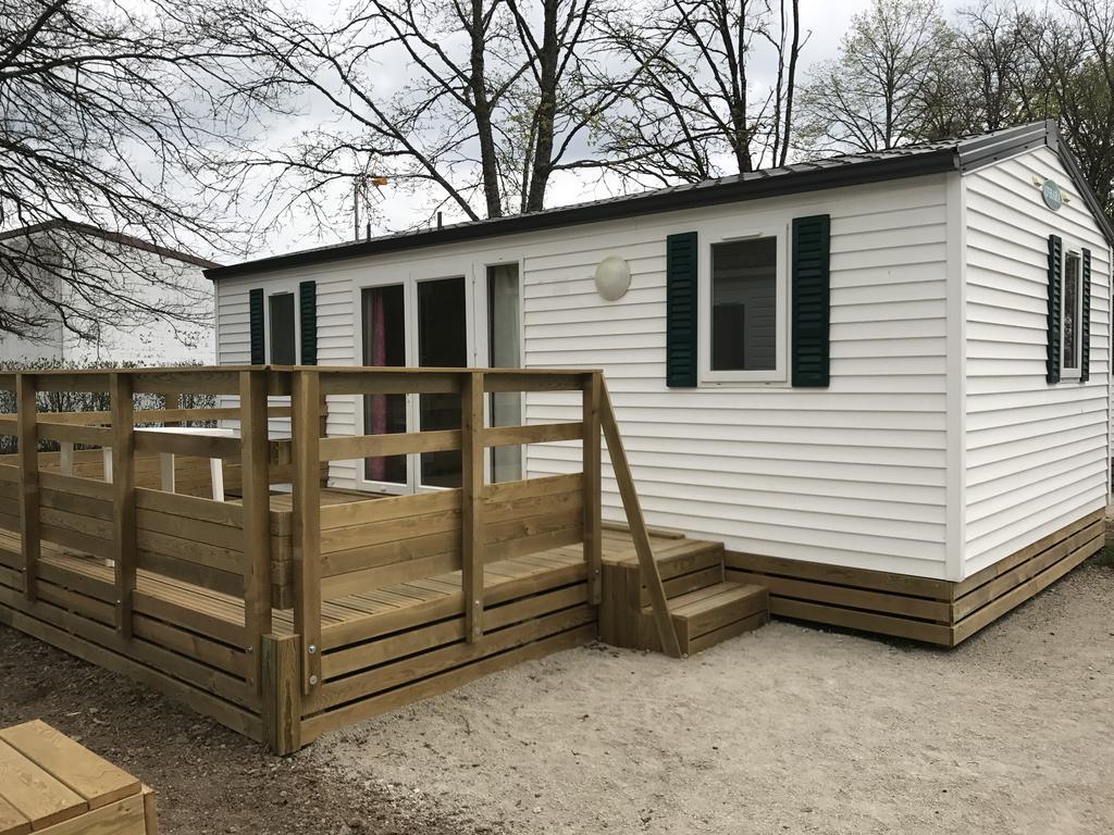 Camping De Contrexéville מראה חיצוני תמונה