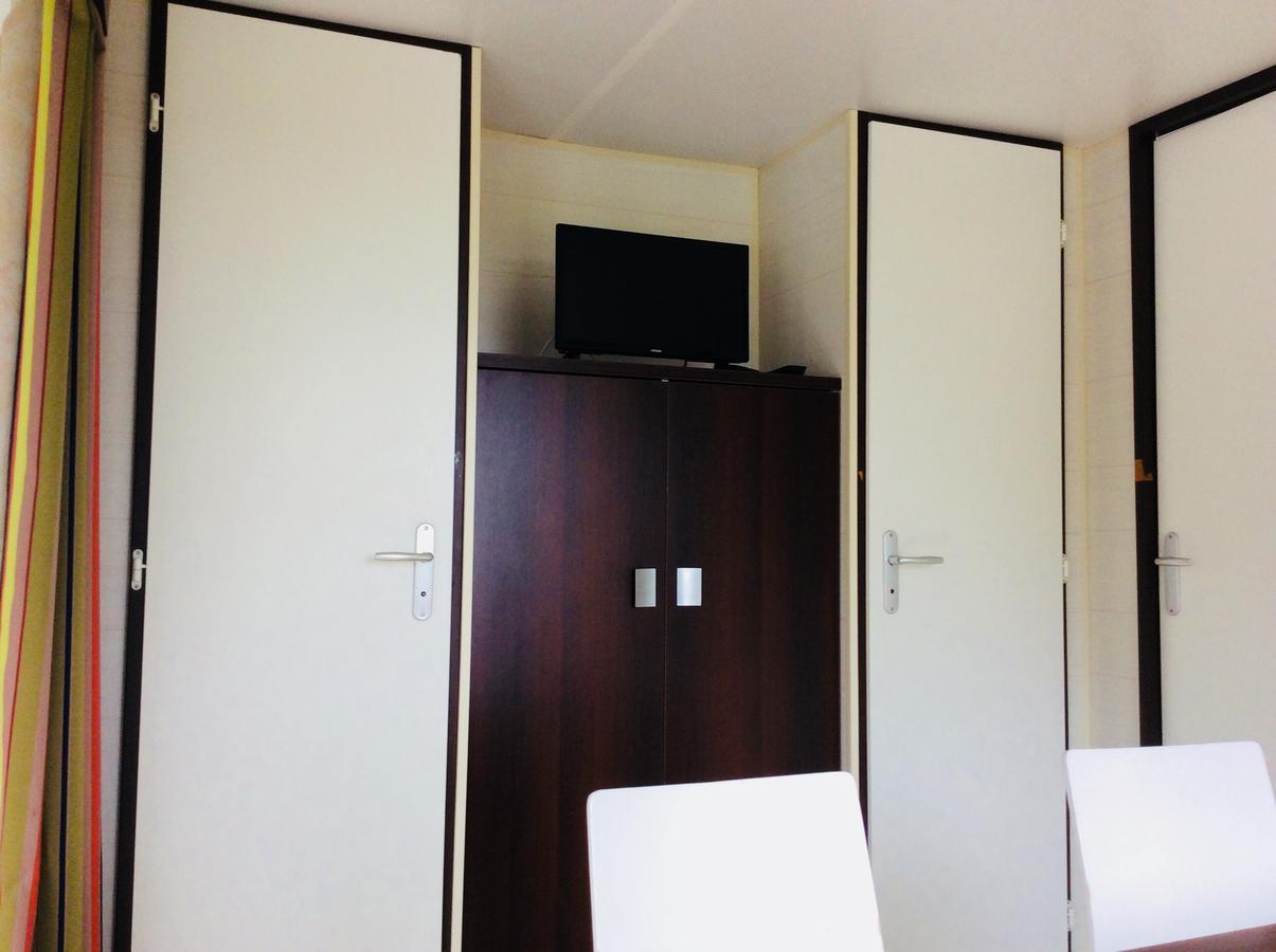 Camping De Contrexéville מראה חיצוני תמונה