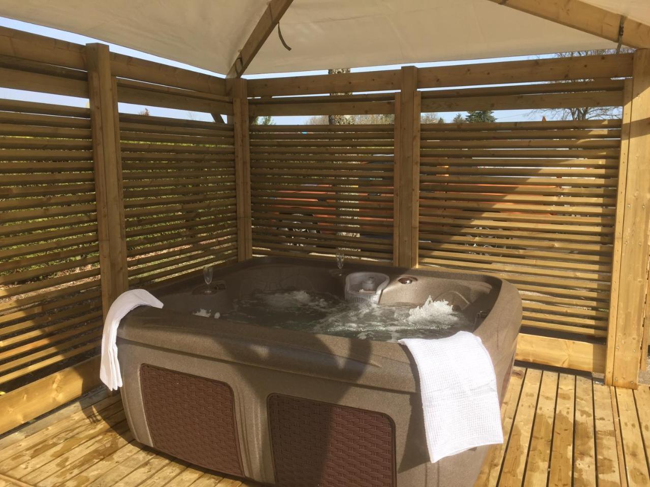 Camping De Contrexéville מראה חיצוני תמונה